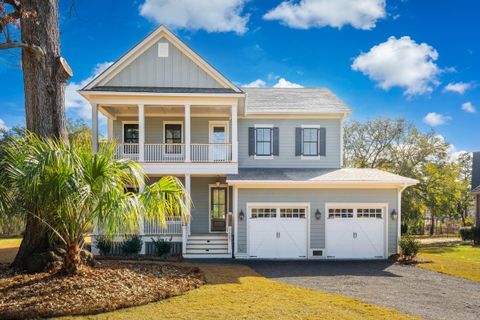 3887 Moss Pointe Court