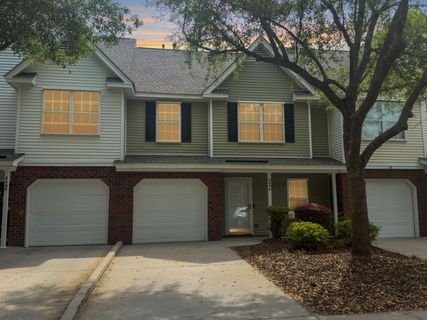 8696 Grassy Oak Trail