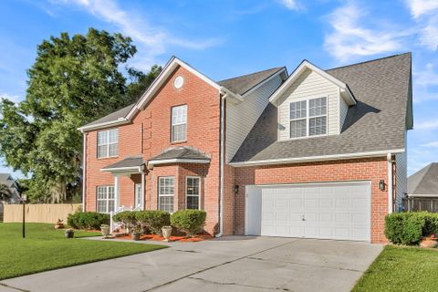 319 Lindrick Court