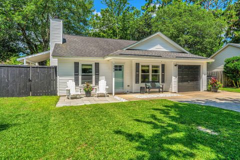 1382 W Point Drive