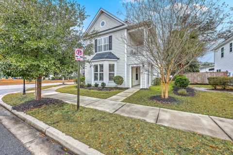 2353 Grandiflora Boulevard