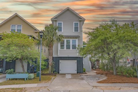 1006 Hunley Waters Circle