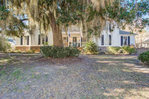 1104 Quenby Lane