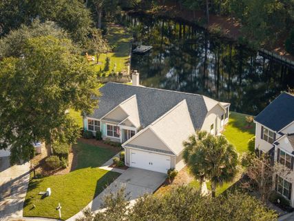1233 Bridgeport Drive