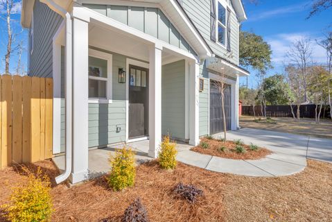 1910 1912 Piper Drive