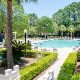 1600 Long Grove Drive 622