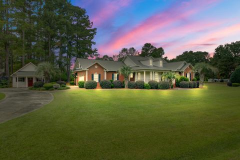 101 Fairway Court