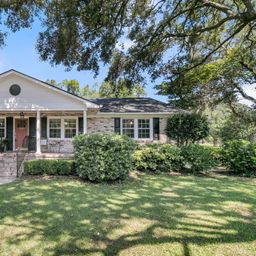 1527 Pinopolis Road