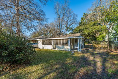 1610 Pinecrest Road