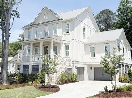 3853 Delinger Drive active home in Carolina Park, Mount Pleasant, SC