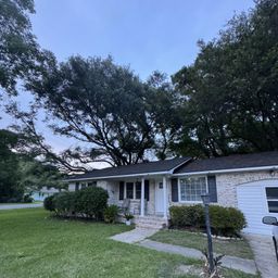4228 Oakridge Drive