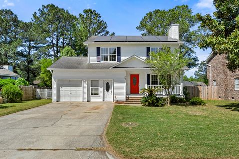 606 Dolphin Drive