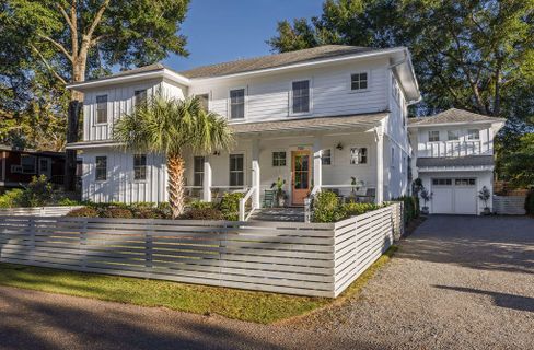 733 Atlantic Street