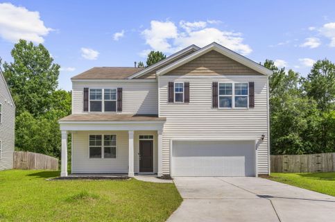 118 Rusting Link Road active home in Mallard Crossing, Summerville, SC