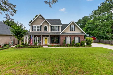 113 Long Cove Bend active home in Pine Forest Country Club, Summerville, SC