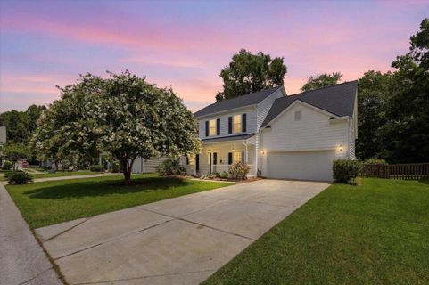 302 Lakewind Drive