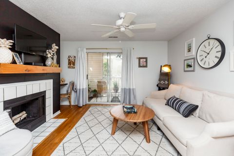 2011 N Highway 17 Unit 1600g