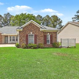 7800 High Maple Circle