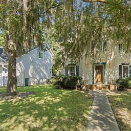 36 Manor Boulevard