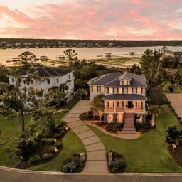 1716 Bowline Drive
