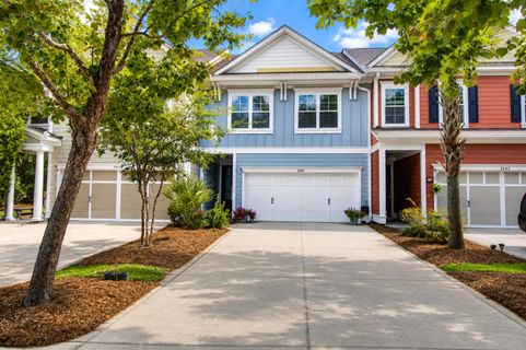 2069 Kings Gate Lane active home in Dunes West, Mount Pleasant, SC