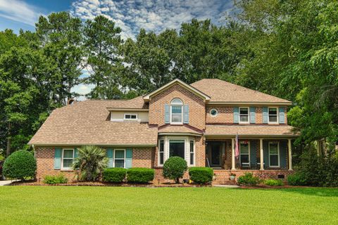 2 Cutchin Court