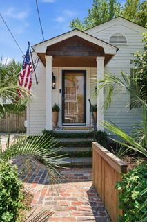 35 Moultrie Street