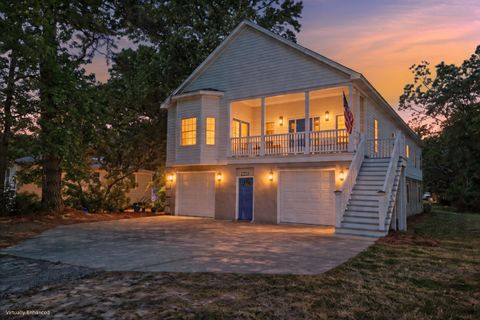Homes in Hobcaw, Mount Pleasant