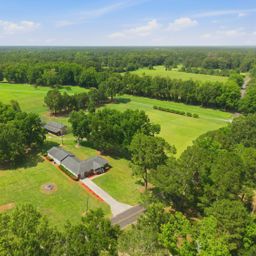1469 Wren Road