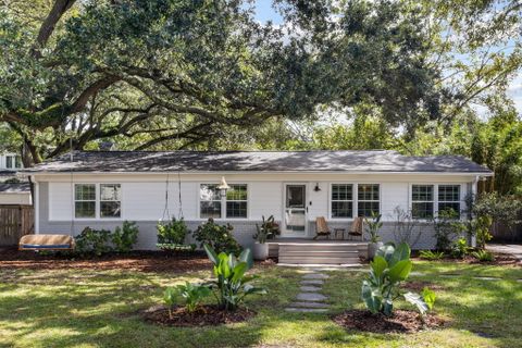 20 Ellen Avenue