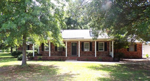 810 Santa Fe Trail
