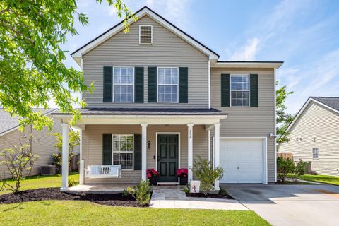 217 Dovetail Circle
