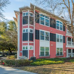 2126 Telfair Way