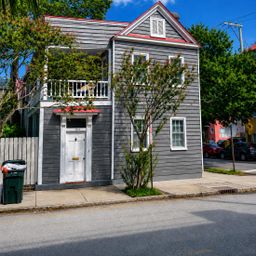 70 Vanderhorst Street