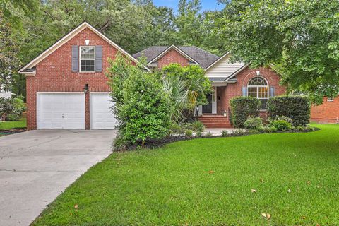 8708 Alexandria Drive