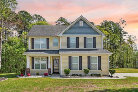 702 Tierra Loop