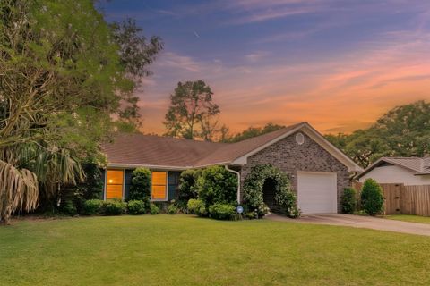 1625 Nantahala Boulevard