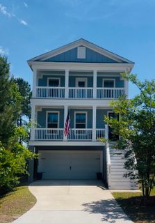 Homes in Oak Bluff, Charleston