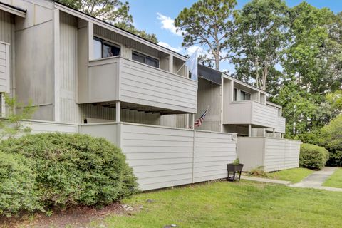 Homes in Greenslake Condominiums, Goose Creek