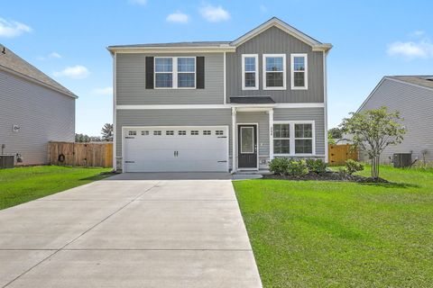 324 Gothenburg Trail