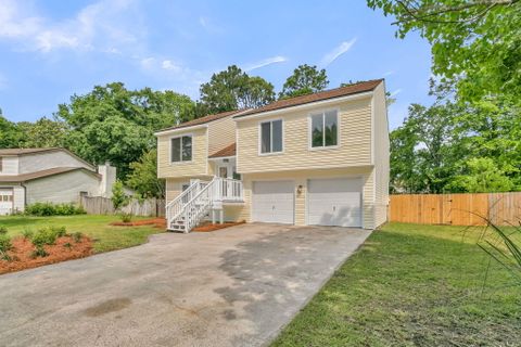104 Foxfire Court