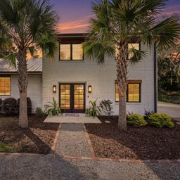 678 Edmonds Drive