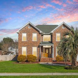 406 King Charles Circle