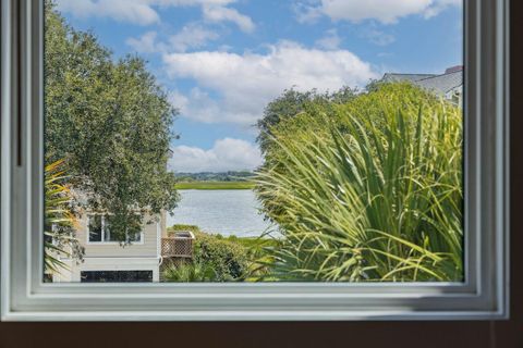 1551 Ben Sawyer Boulevard J 5-J
