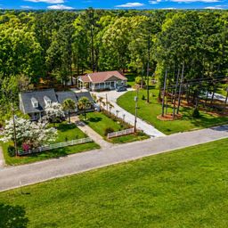 384 Suwanee Drive