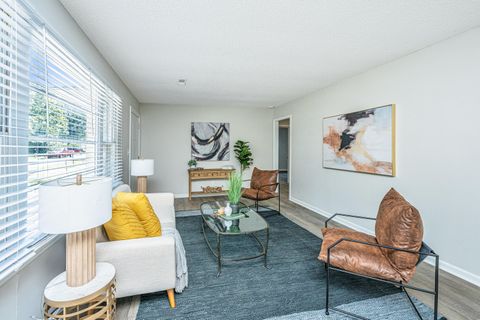 17 Stratton Drive