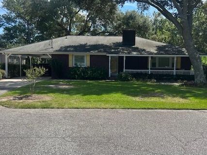 1039 Riverview Drive