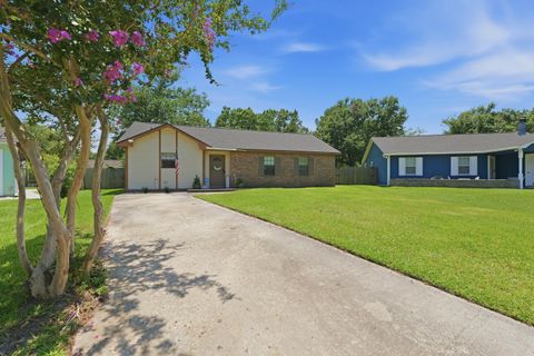114 Mcduffie Court