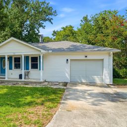 220 Crestwood Drive