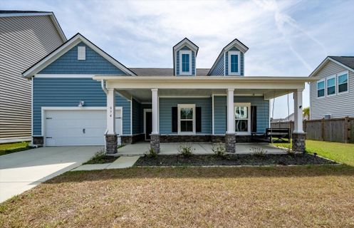 974 Arrowwood Way active home in Summers Corner, Summerville, SC